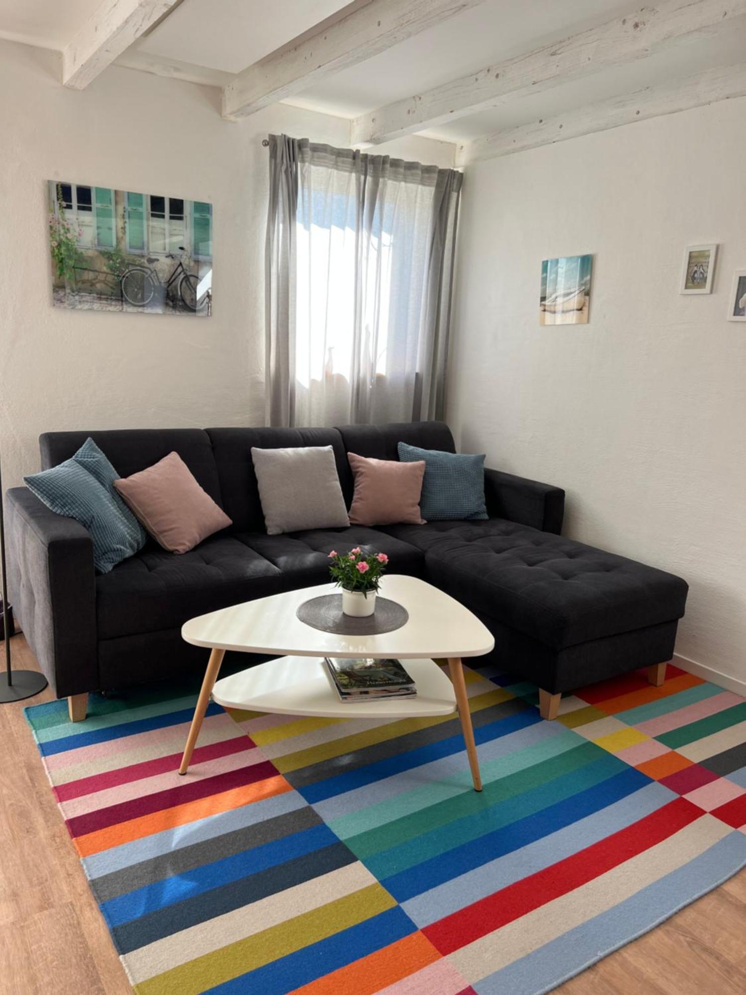 Gaestewohnung A+C Bovet Strasen Luaran gambar