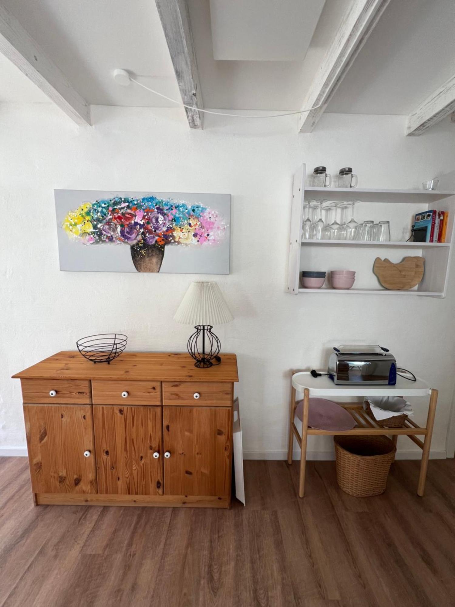 Gaestewohnung A+C Bovet Strasen Luaran gambar