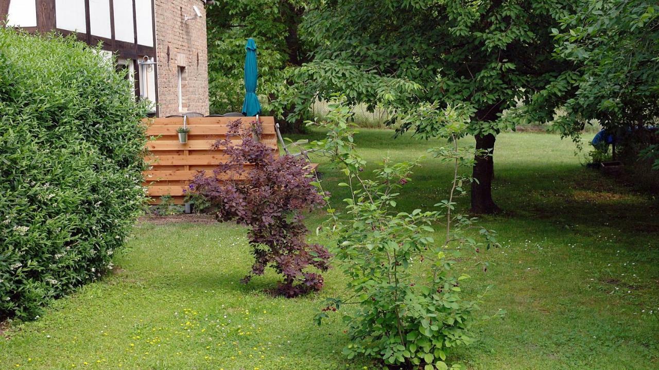 Gaestewohnung A+C Bovet Strasen Luaran gambar