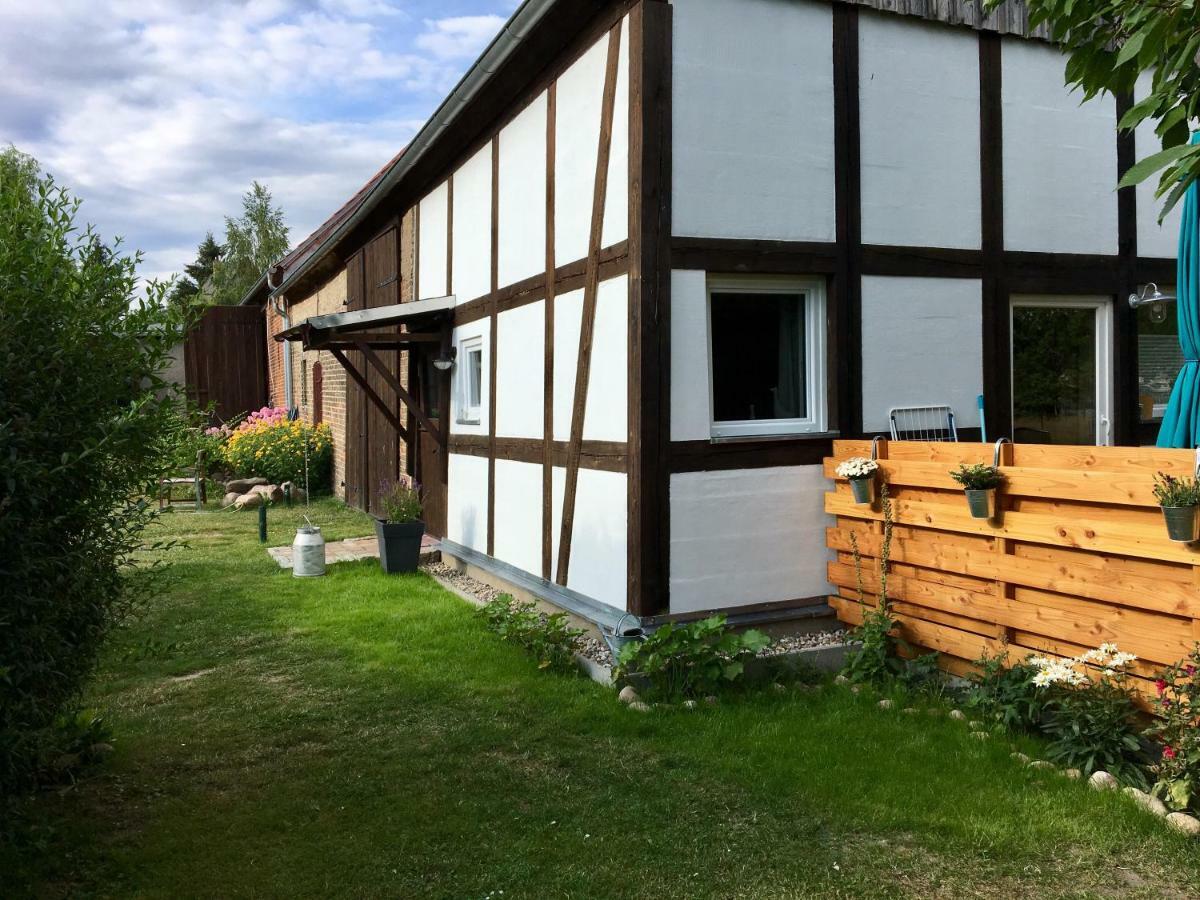Gaestewohnung A+C Bovet Strasen Luaran gambar